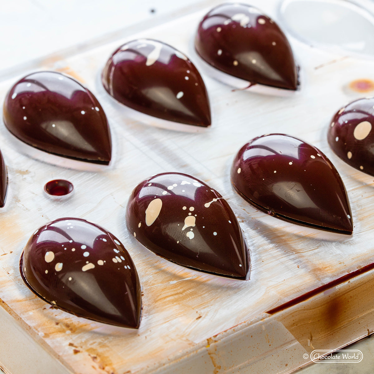 Top 5 Chocolate Molds for Shiny Bonbons